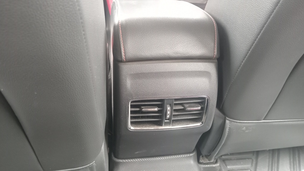 RR AC GRILL