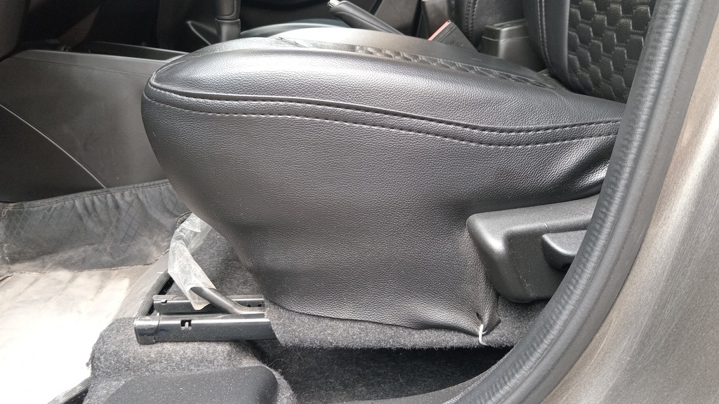 DRIVER SEAT SWITCHES