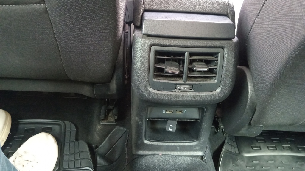 RR AC GRILL