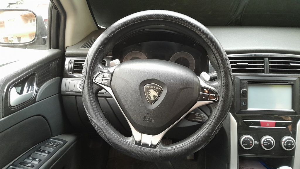 STEERING WHEEL