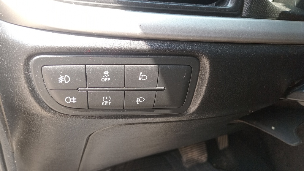 LIGHT SWITCHES