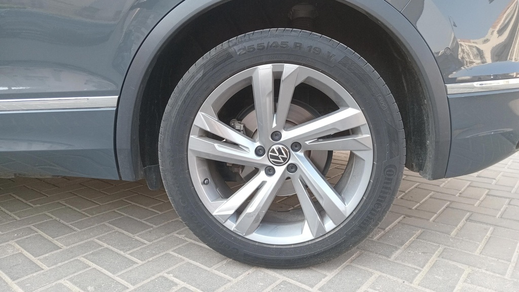 RR L TIRE