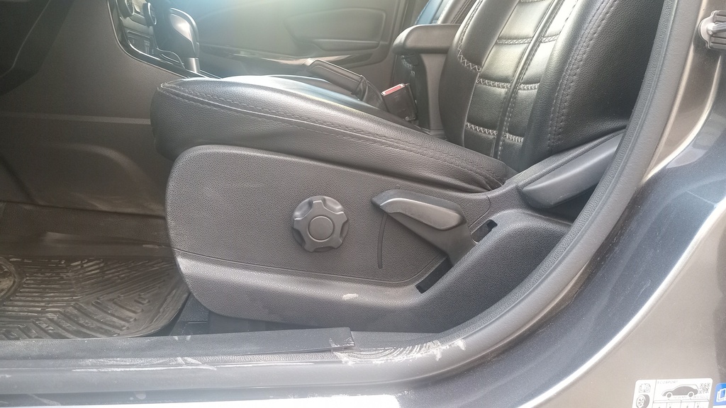 DRIVER SEAT SWITCHES