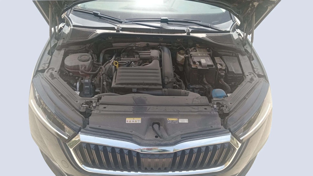 ENGINE COMPARTMENT