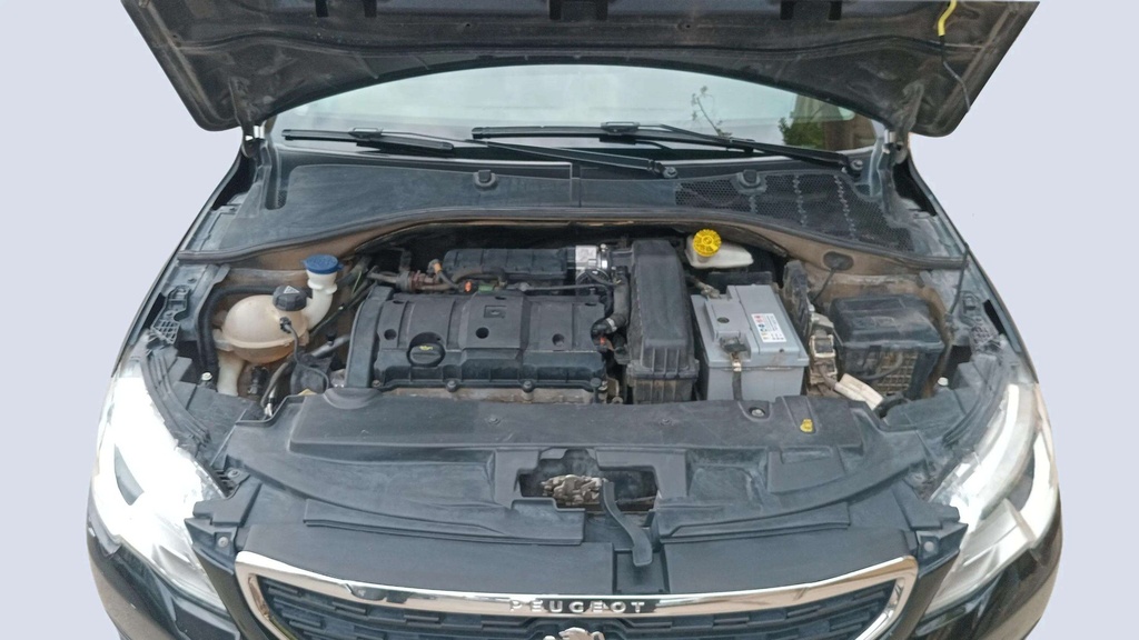 ENGINE COMPARTMENT