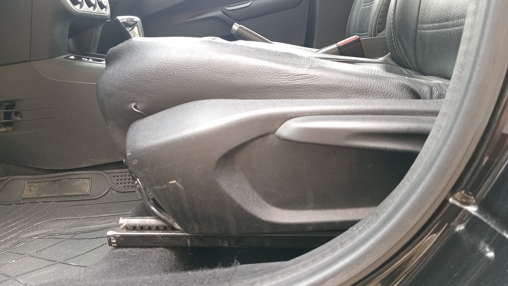 DRIVER SEAT SWITCHES