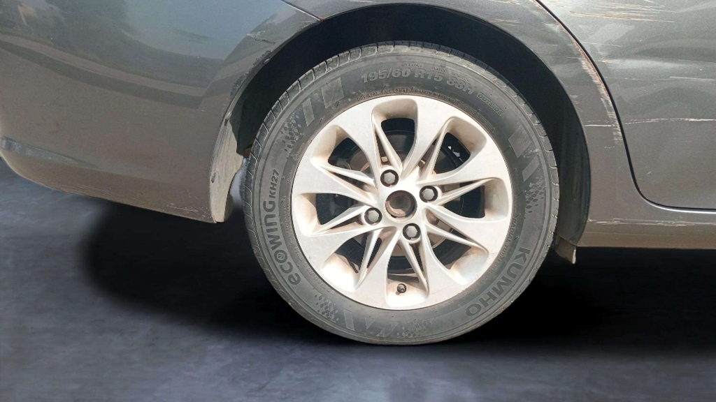 RR R TIRE