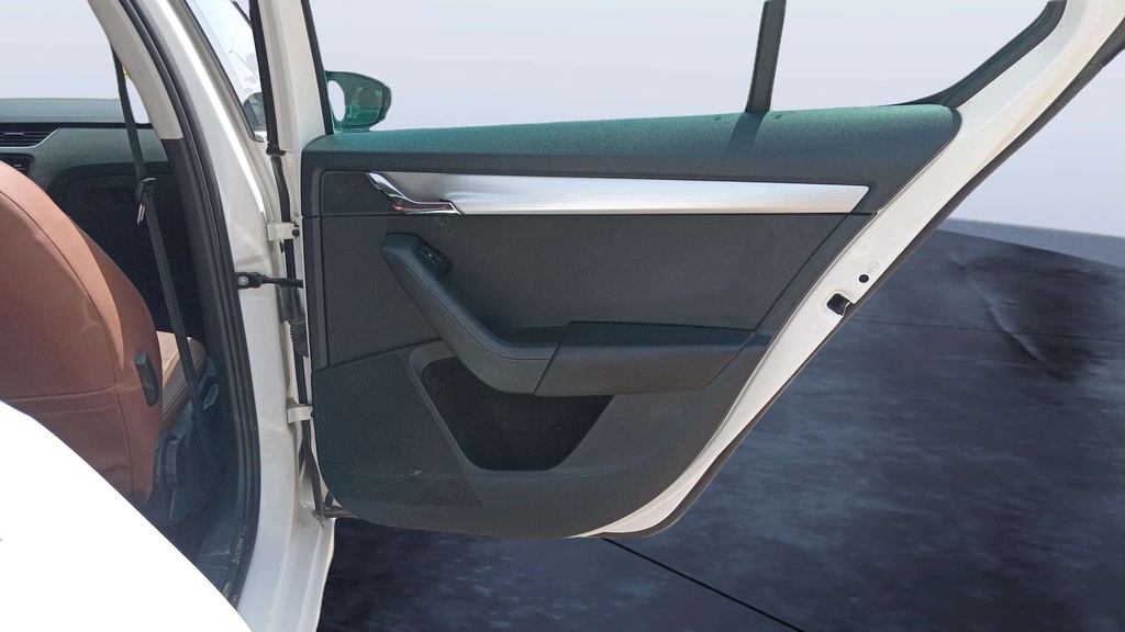 RR R DOOR
