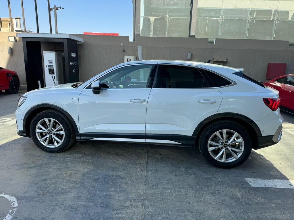 Audi Q3 2021 7th Category