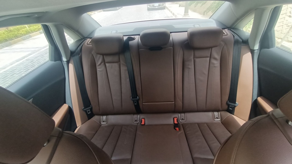 Audi A4 2018 1st Category