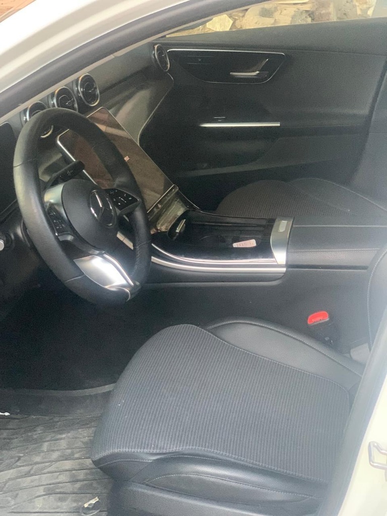 Mercedes C 200 2022 2nd Category