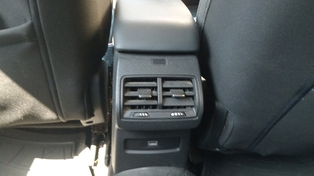 RR AC GRILL