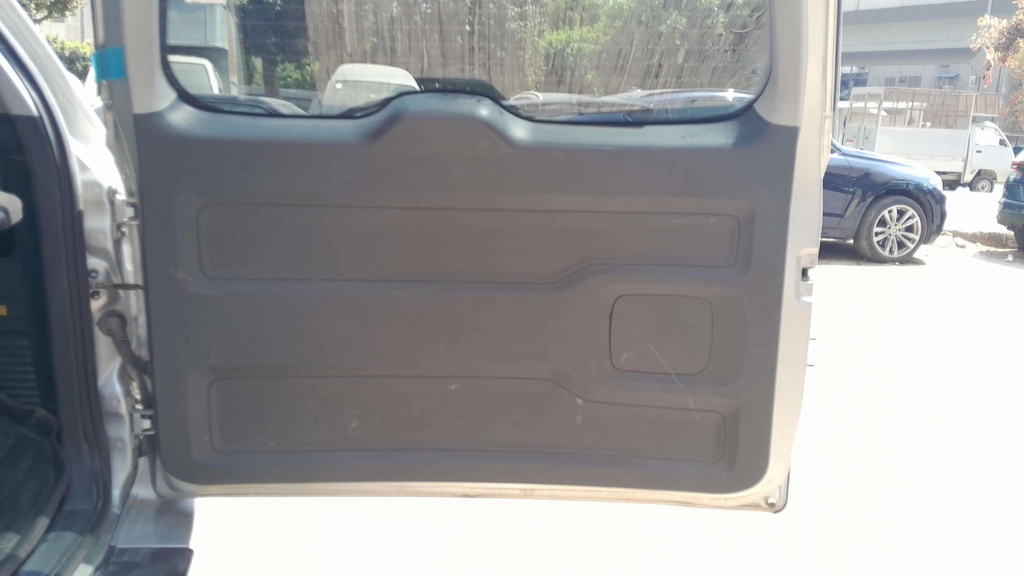 TRUNK HOOD
