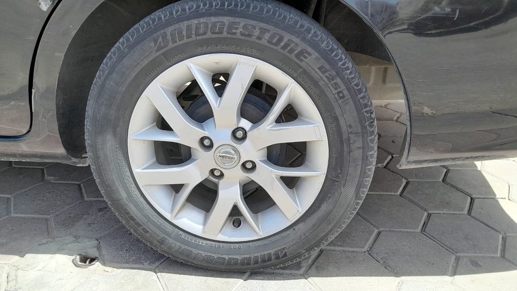 RR L TIRE