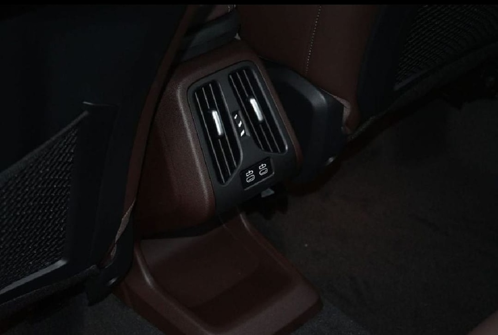 Dubai Cars - BMW X1 8.58.jpeg