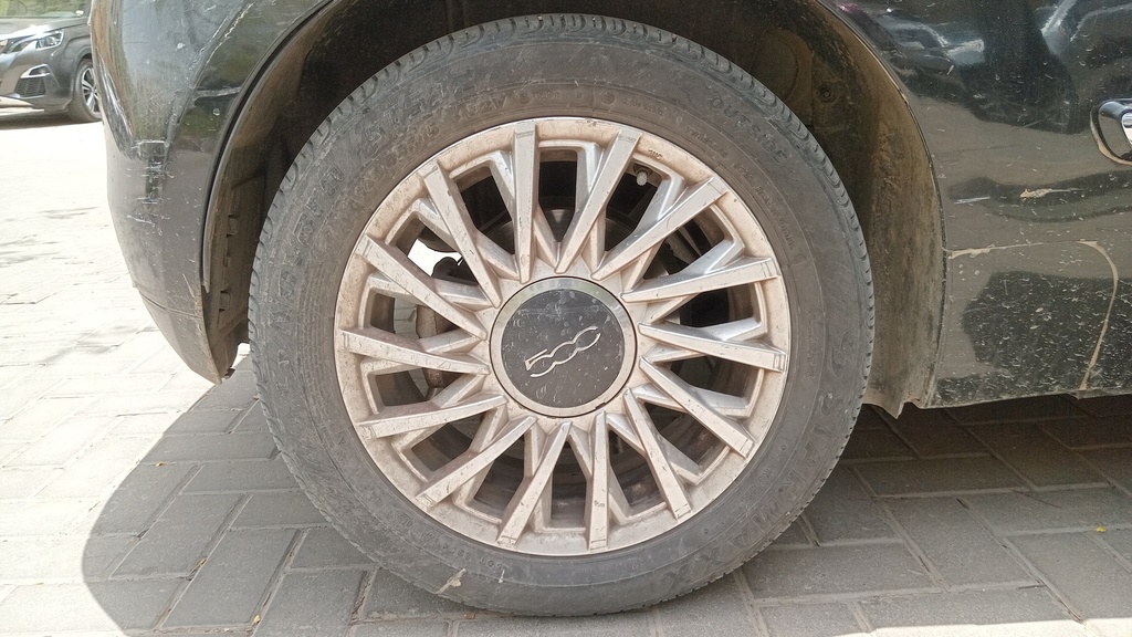 RR R TIRE