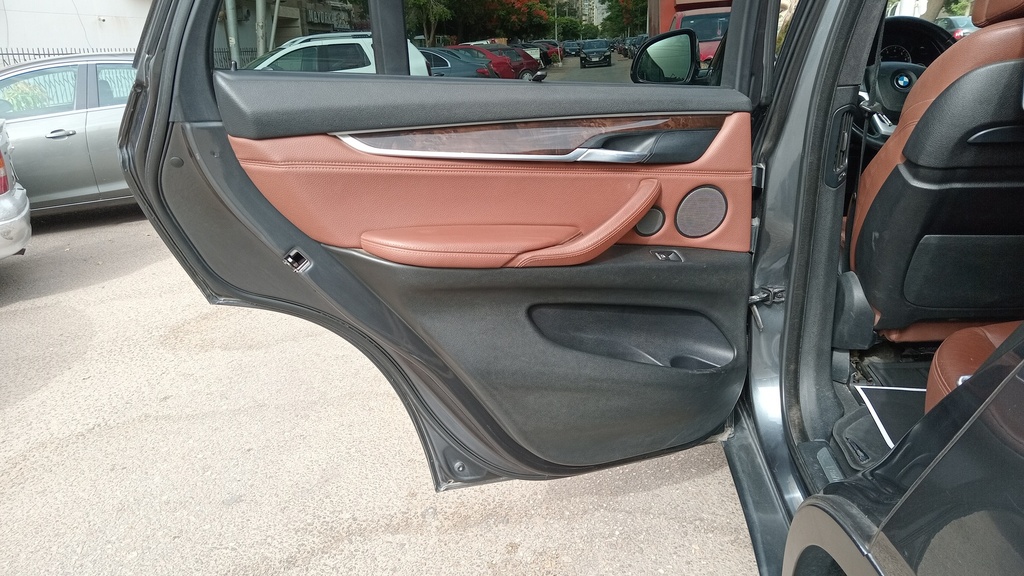 RR L DOOR