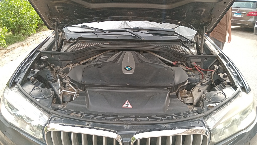 ENGINE COMPARTMENT