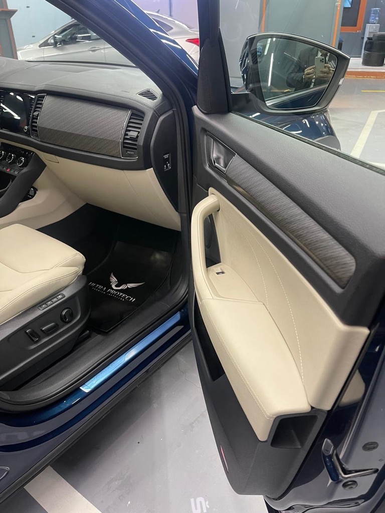 c4104d9e-f140-4a64-ac77-c2beba53dc23.jpg