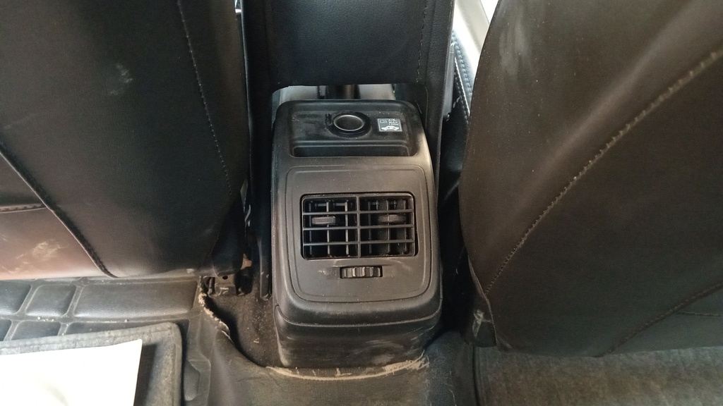 RR AC GRILL