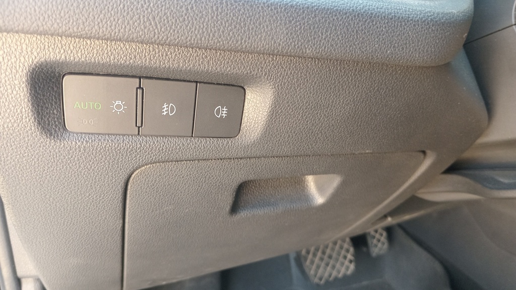 LIGHT SWITCHES