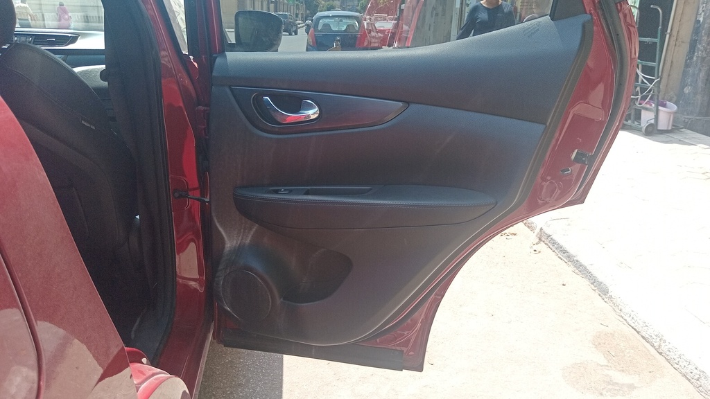 RR R DOOR