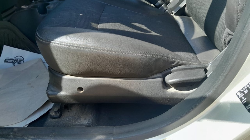 DRIVER SEAT SWITCHES