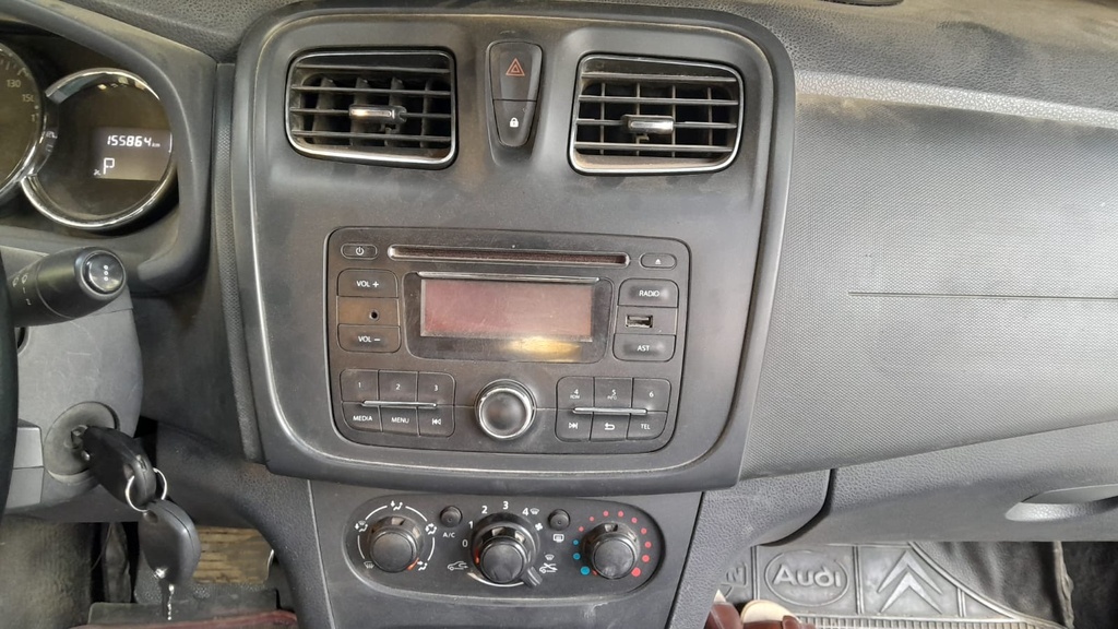 MULTIMEDIA SCREEN