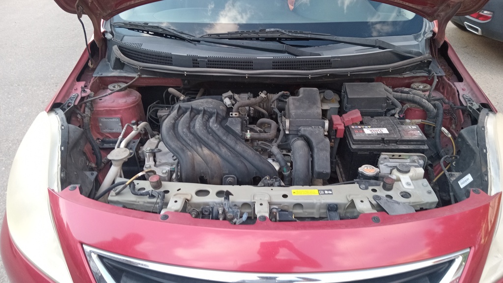 ENGINE COMPARTMENT