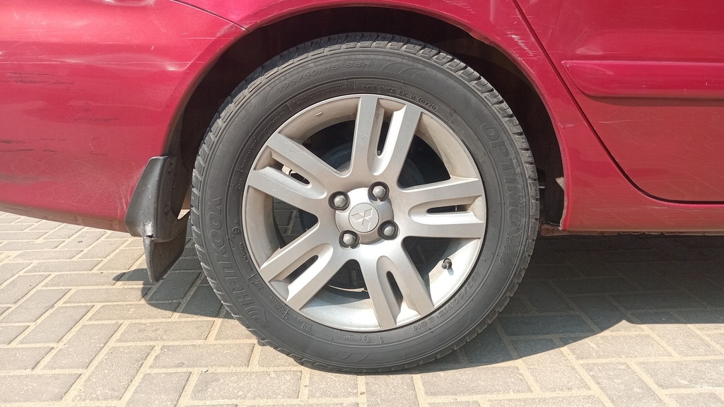 RR R TIRE