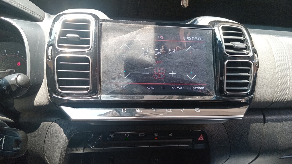 MULTIMEDIA SCREEN