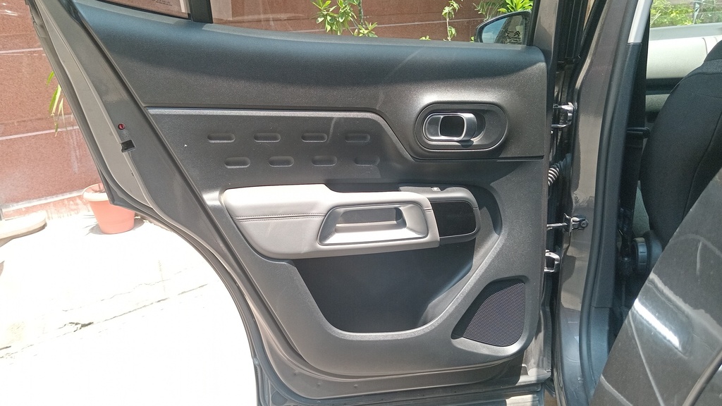 RR L DOOR