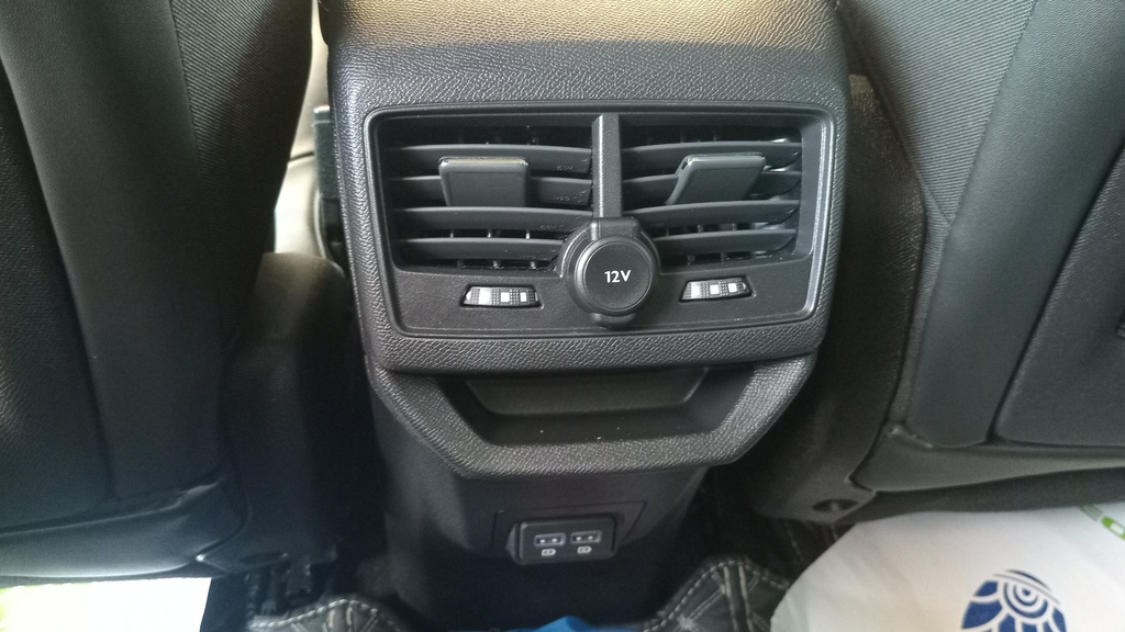 RR AC GRILL