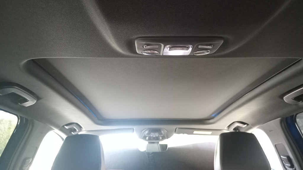 CAR ROOF MAT