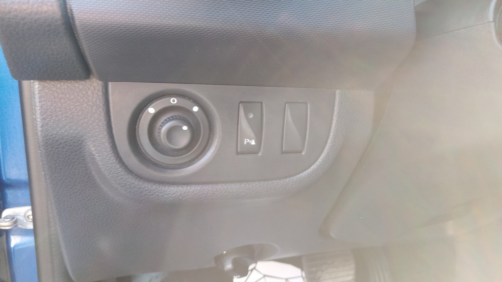 LIGHT SWITCHES