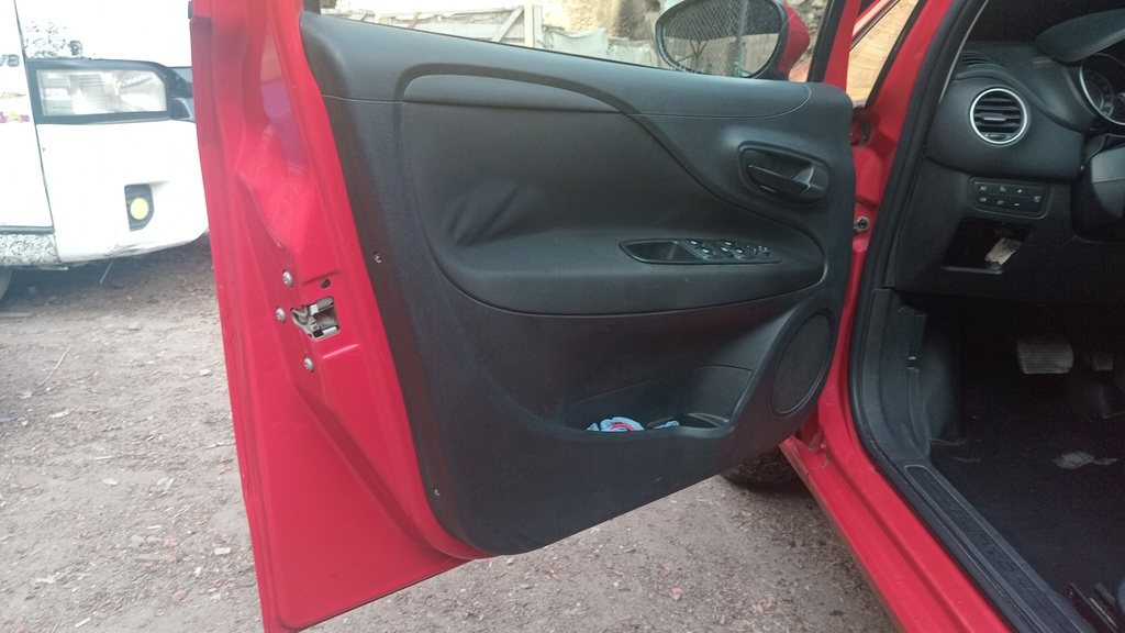 FR L DOOR