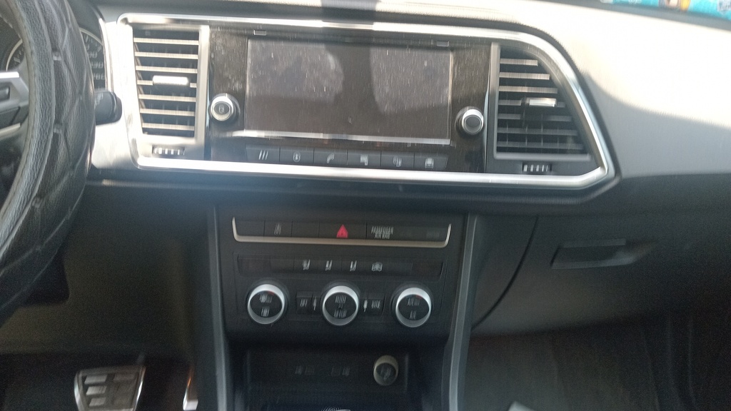MULTIMEDIA SCREEN