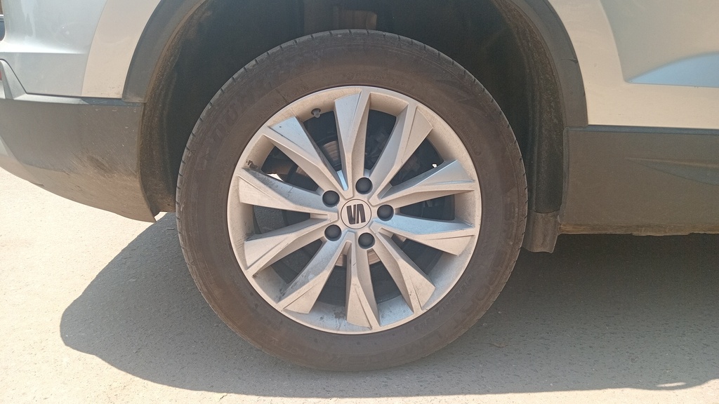 RR R TIRE