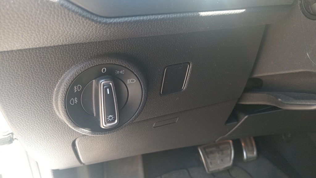 LIGHT SWITCHES