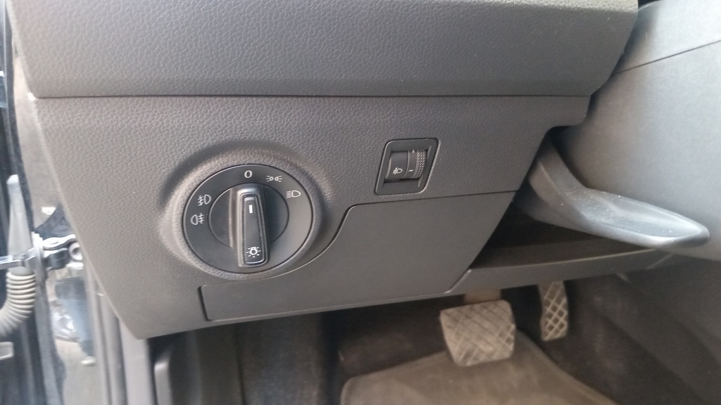 LIGHT SWITCHES