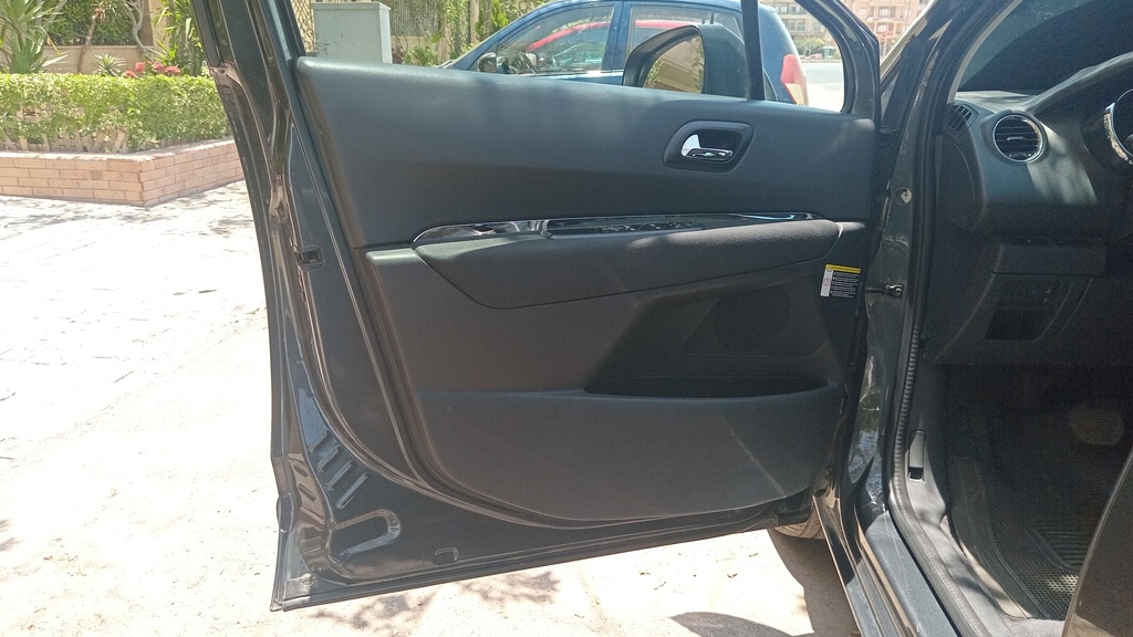 FR L DOOR