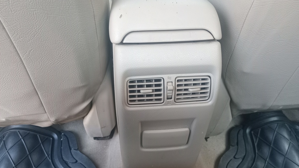 RR AC GRILL