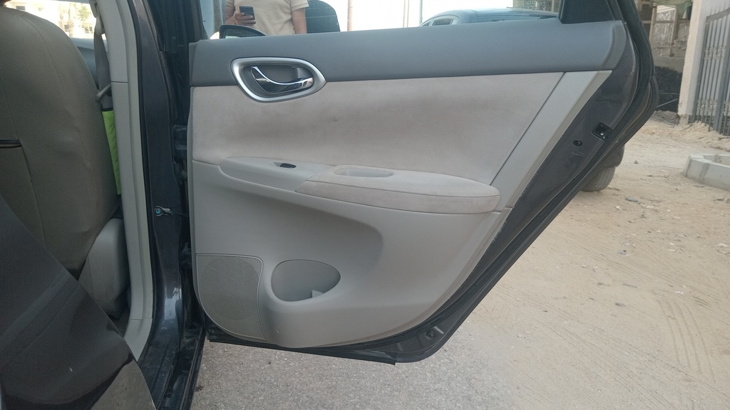 RR R DOOR