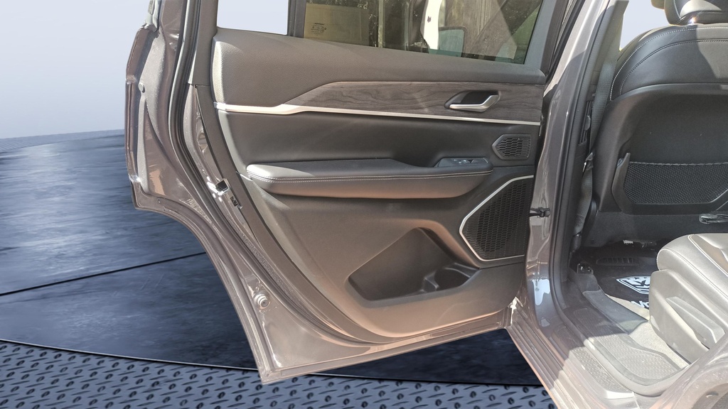 RR L DOOR