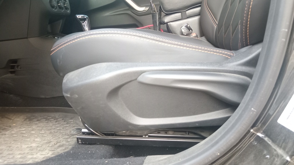 DRIVER SEAT SWITCHES