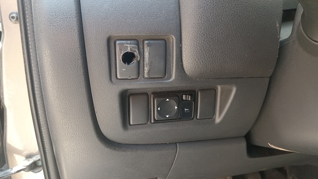 LIGHT SWITCHES