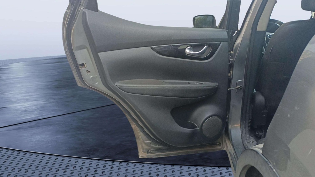 RR L DOOR