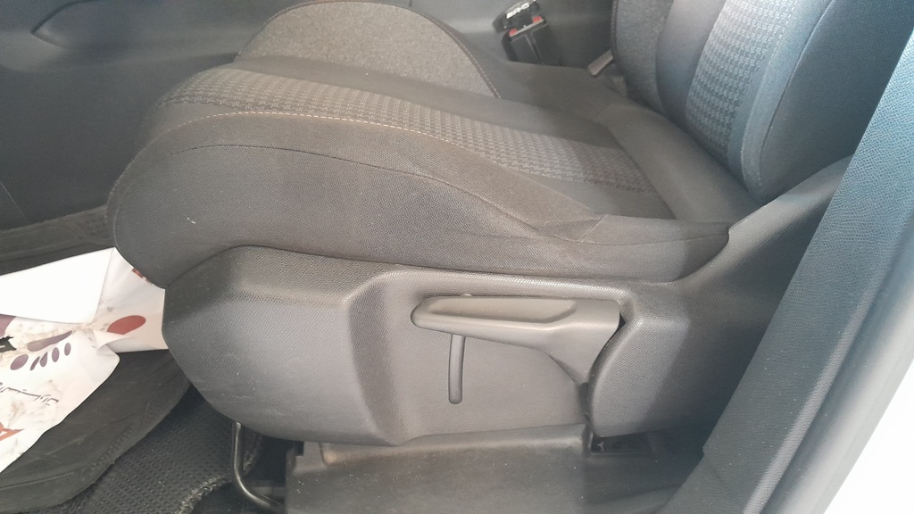 DRIVER SEAT SWITCHES