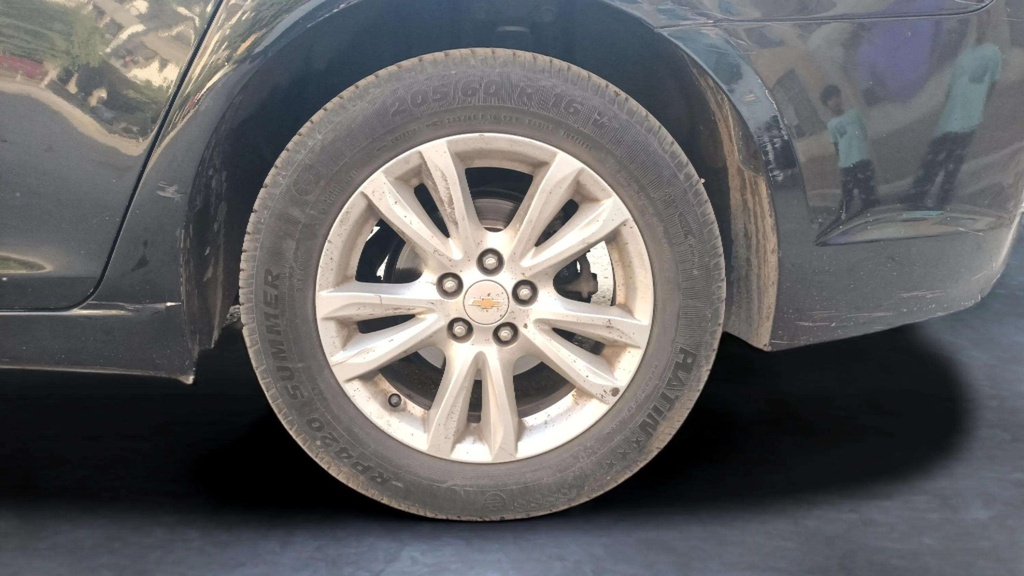 RR L TIRE