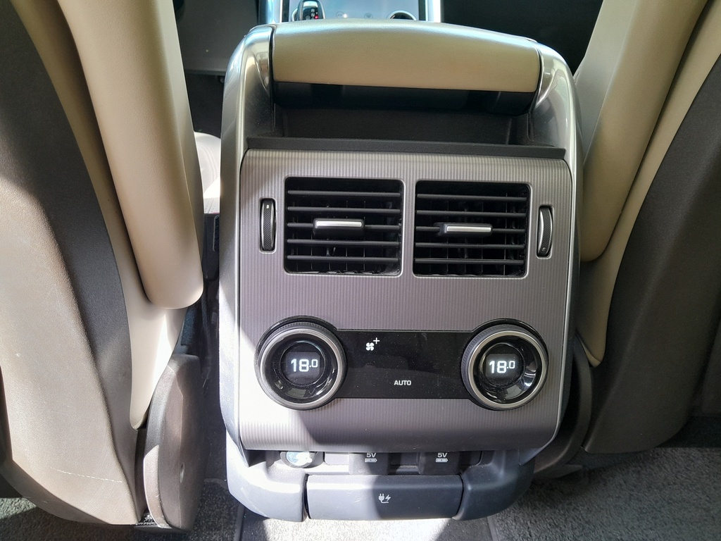 RR AC GRILL